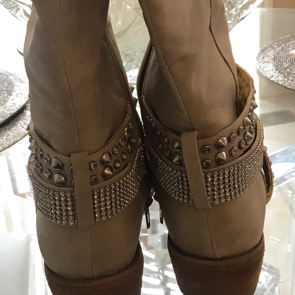 Sold - Picture 7 of 8